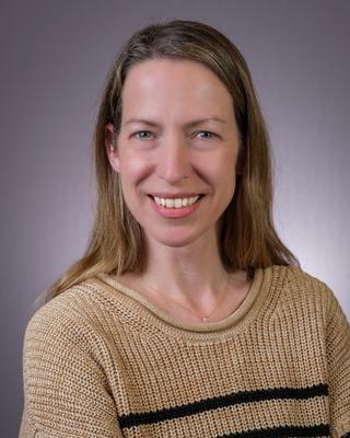 Amber Kuzmick headshot